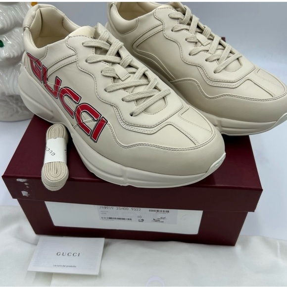 Gucci Beige Sneakers with Red Accents size 10 made in Italy